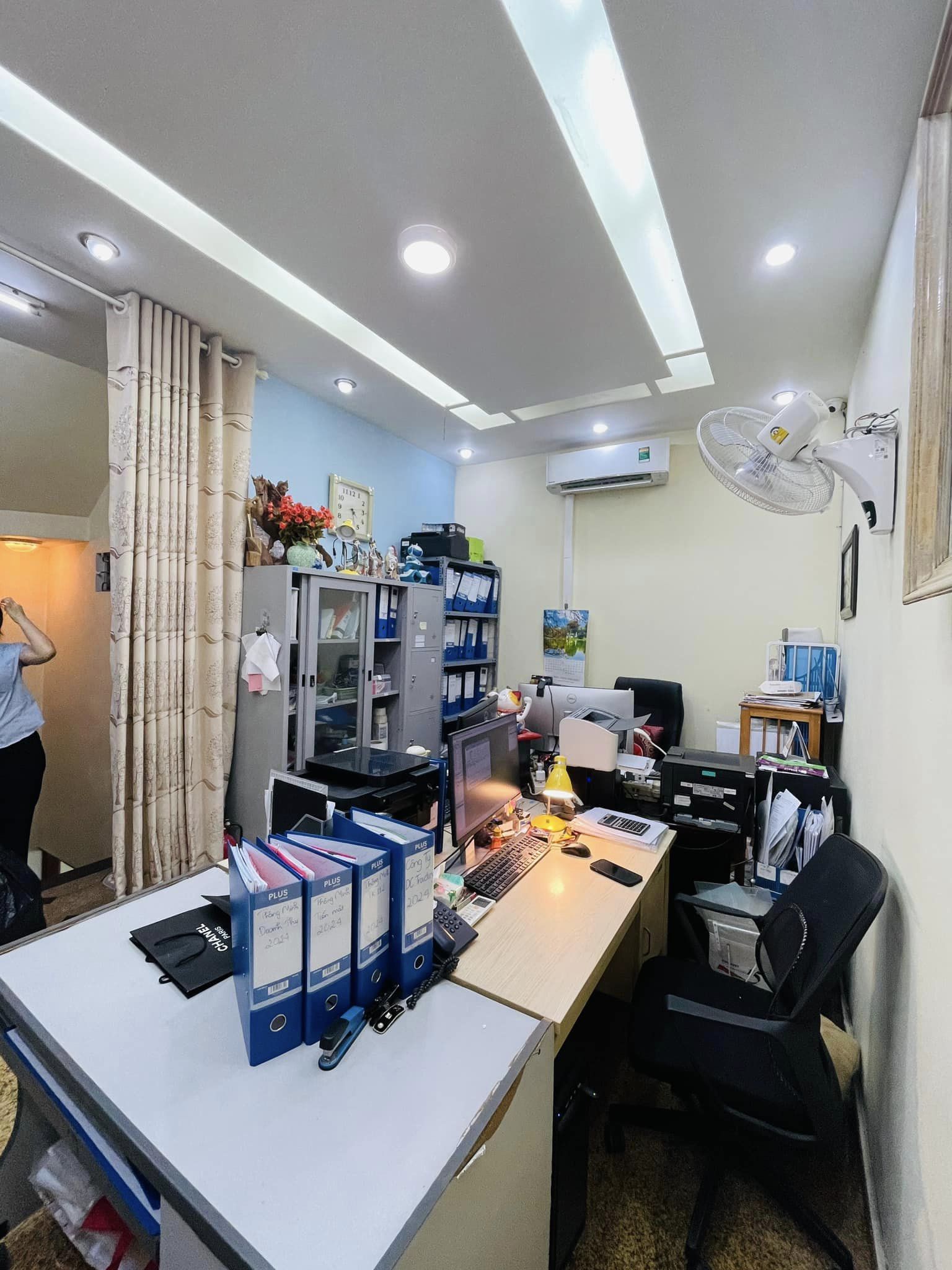 Bán nhà PL ô tô ngõ 126 Hoàng Văn Thái 5 tầng 45m2 giá 12,3 tỷ. LH 0912442669 - Ảnh chính