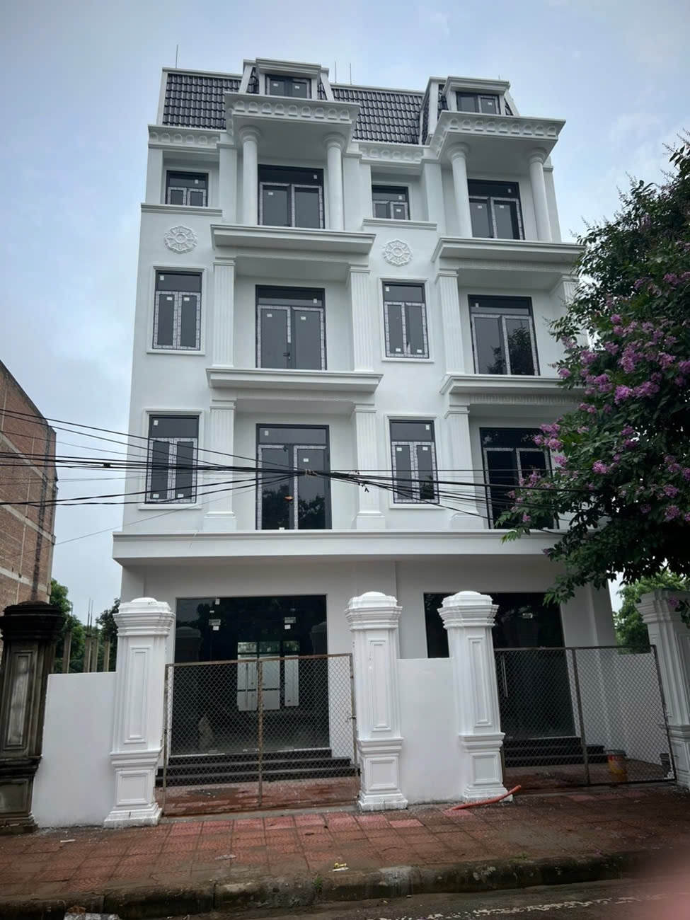 Chính chủ cần bán lô liền kề 117,5m2 (5x23,5) ở khu đô thị rộng 10,2ha (Hoà Lạc Primier Residence) - Ảnh 1