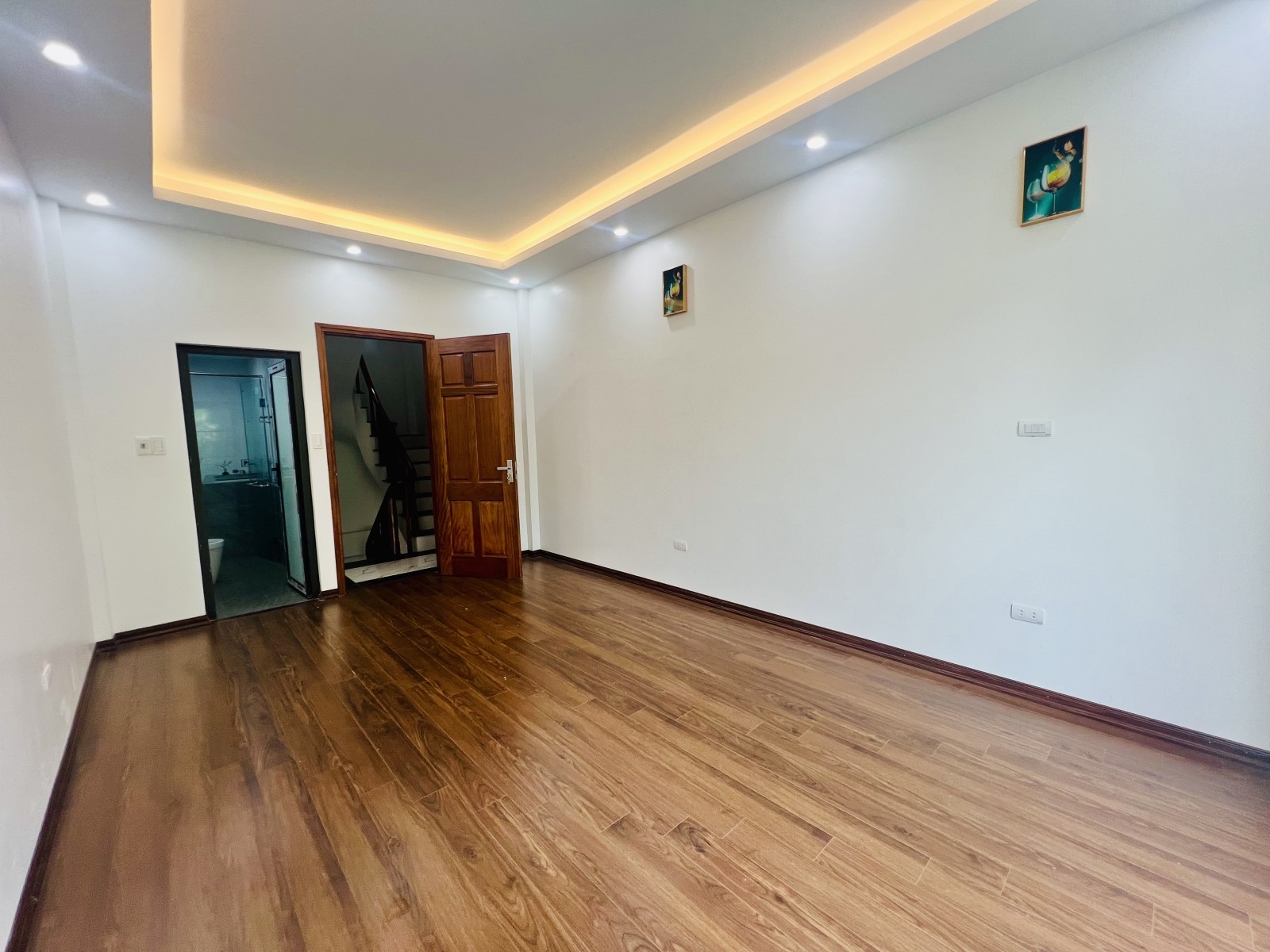 Tân Mai, 35m2, Nhà mới 5 tầng, Ô tô rất gần, Nhỉnh 5 tỉ, LH 0904690958 - Ảnh 1