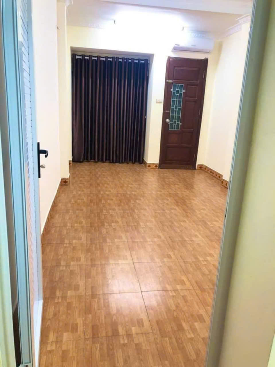 Cho thuê nhà Giáp Nhất - Giáp Royal City, Thanh Xuân 52m x 4T - 5P giá 17tr, NHÓM 10ng - Ảnh chính