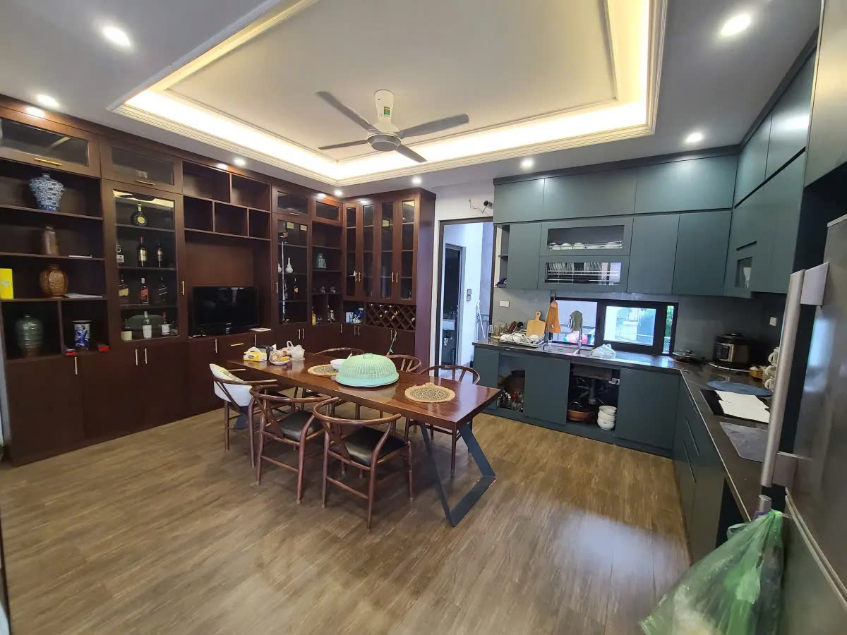 TỨ LIÊN, TÂY HỒ, NHÀ 100M2 5 TẦNG – MẶT TIỀN RỘNG KINH DOANH ĐỈNH, Ô TÔ DỪNG ĐỖ VÀO NHÀ GIÁ 19,8 TỶ - Ảnh 1