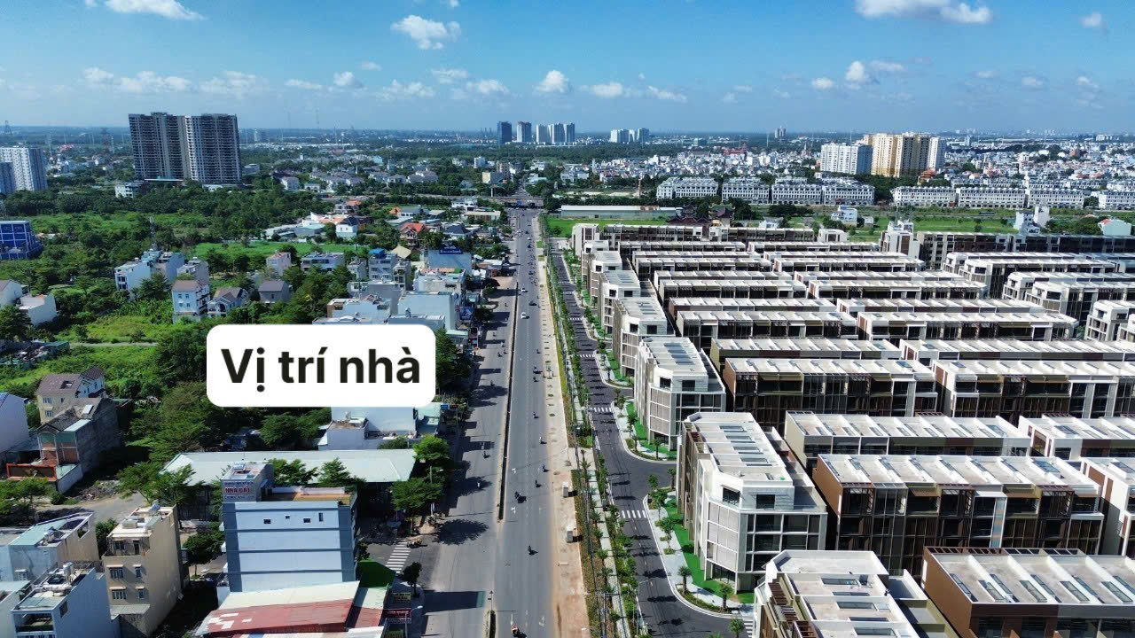 Vị trí có 1 không 2, mặt tiền Đỗ Xuân Hợp 8x25m, đối diện Global City, góc 2 mặt tiền. Siêu hiếm - Ảnh 1