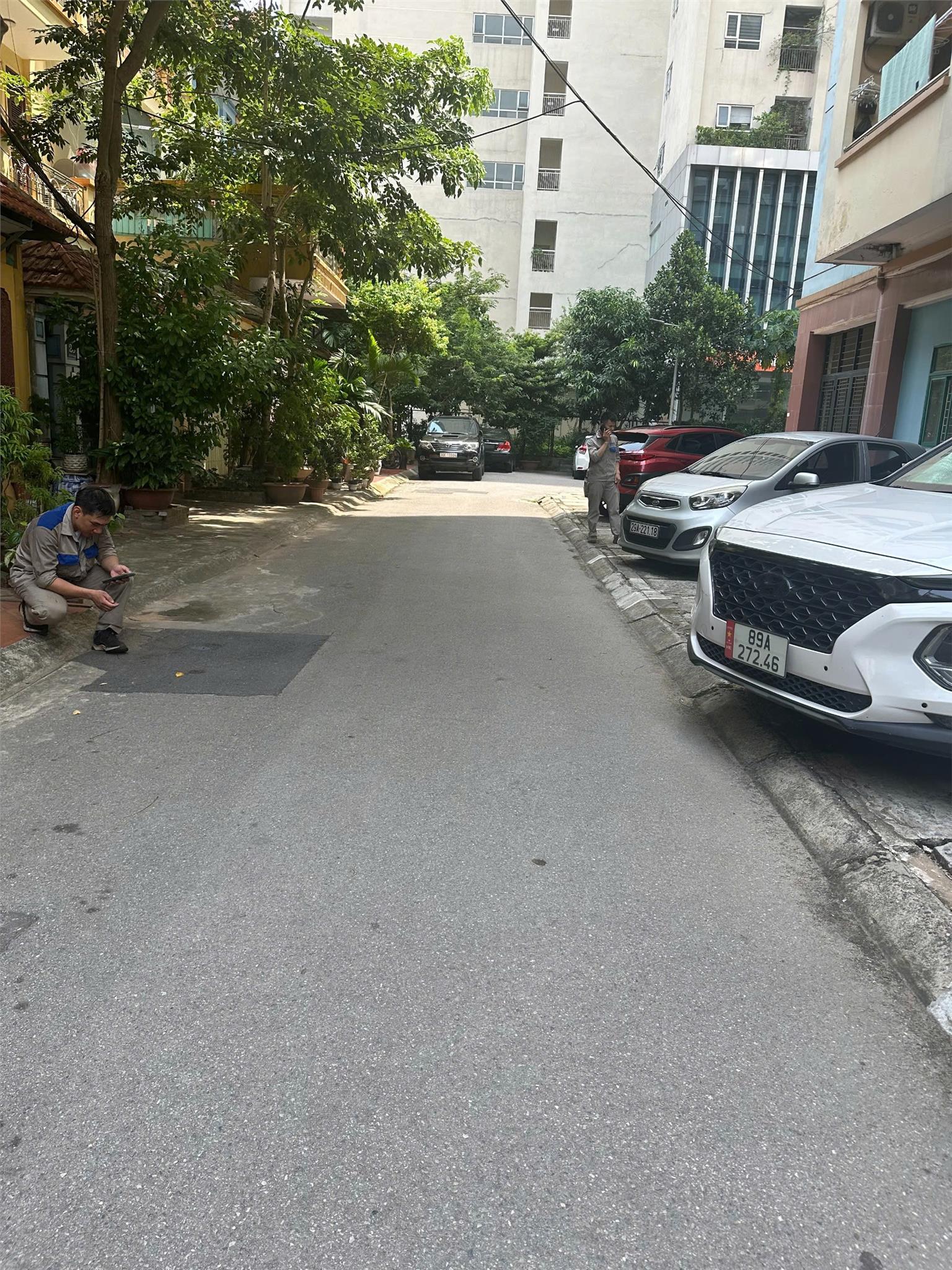 Bán nhà Phân lô Nghĩa Đô, DT 80m, MT 4.5m, ô tô tránh. Phù hợp vừa ở vừa kinh doanh. Giá 24.5 tỷ. - Ảnh 1