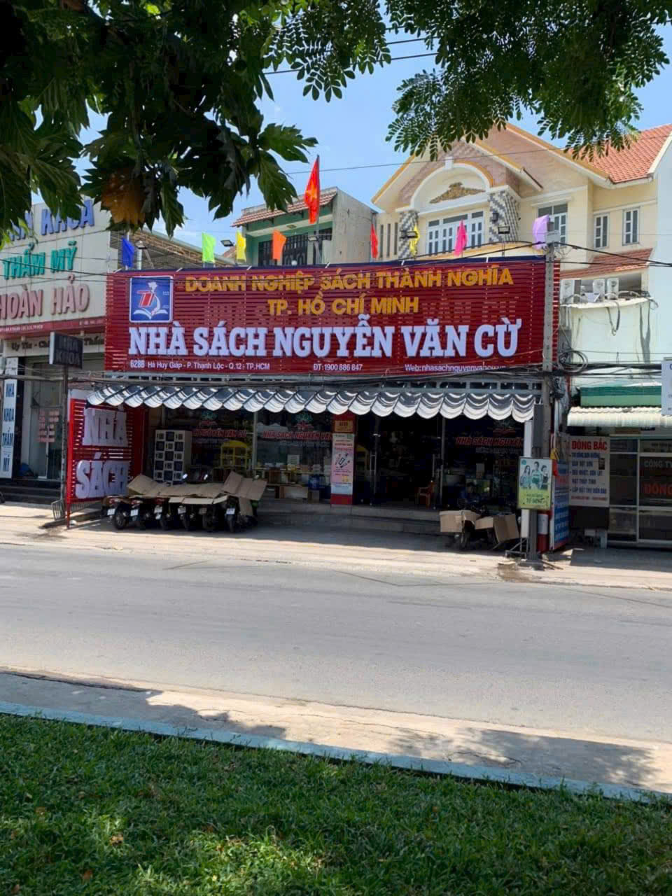 Gấp Bán Nhà 3 tầng (12X30m) Mặt Tiền Hà Huy Giáp, P.Thạnh Xuân, Quận 12 giá 30.5 tỷ - Ảnh chính