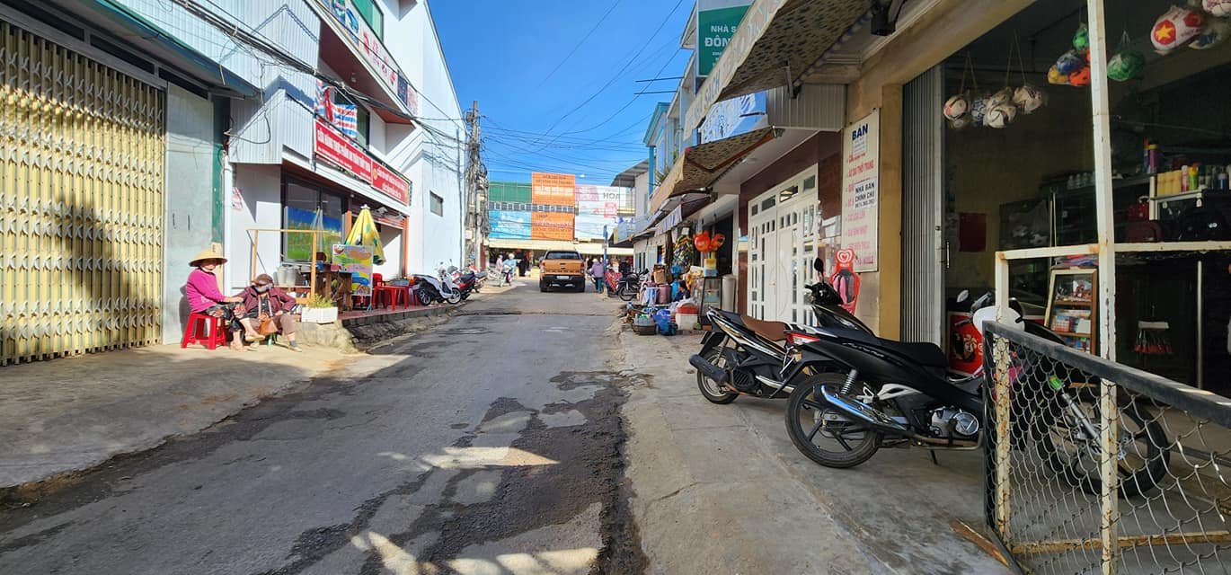 🔥🔥 CHỈ HƠN 6 TỶ ĐÃ CÓ CĂN NHÀ MẶT TIỀN ĐƯỜNG - GẦN CÁC TIỆN ÍCH XÃ HỘI - CƠ HỘI ĐẦU TƯ - Ảnh 1