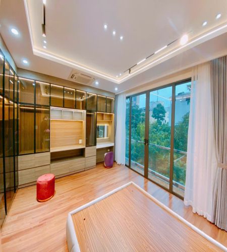 Nhà Cổ Linh view vườn hoa Phố Trạm, vỉa hè trước nhà 6m, đỗ xe ngày đêm - Ảnh 2