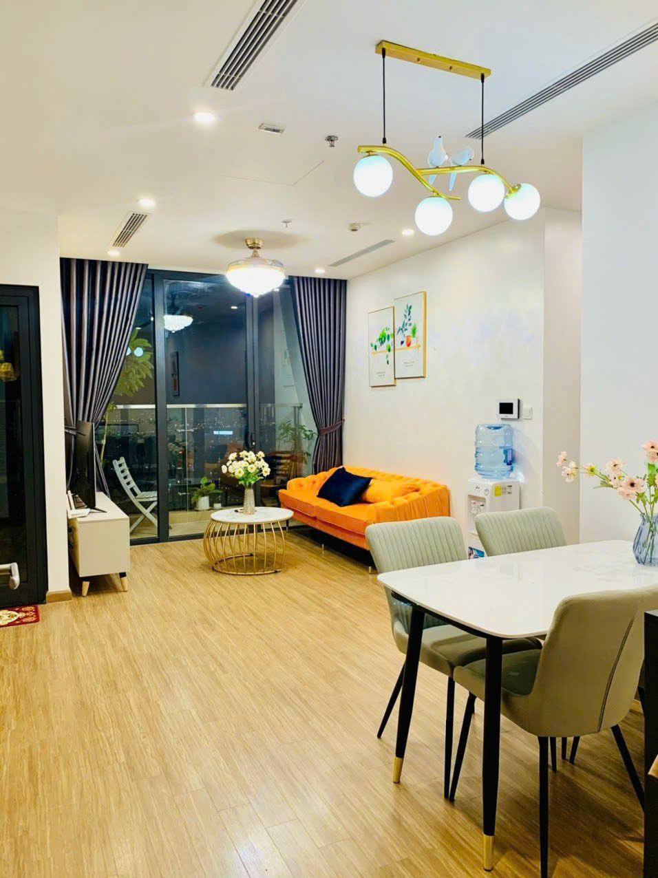 HIẾM ! Bán căn hộ 2n2vs 70m2 đẹp nhất Tòa Vinaconex 3 đường Cương Kiên đối diện tòa BHXH giá 3,5 tỉ - Ảnh chính