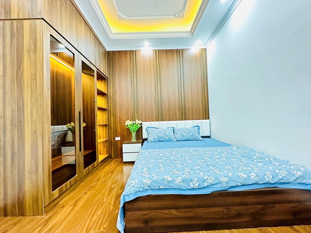 Bán nhà 7 tầng mới phố Nguyễn Trãi Thanh Xuân gần Royal city 9.5 tỷ. Nhà 58m2 mới thang máy - Ảnh chính