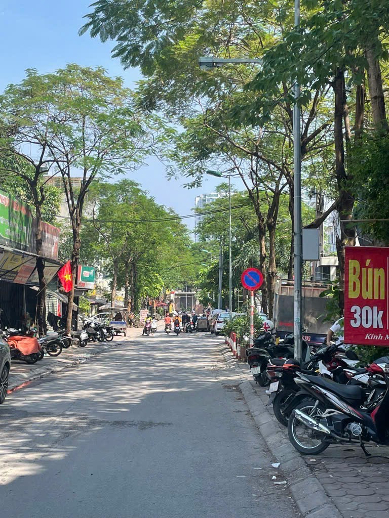 TRUNG TÂM BA ĐÌNH - Vị trí siêu đẹp, oto 7 chỗ qua nhà, thông hai đầu, sau quy hoạch ra sát đường lớ - Ảnh chính