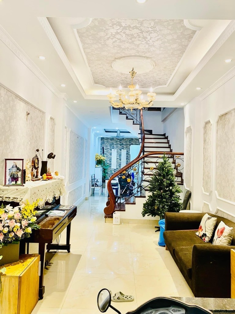 BÁN NHÀ ĐÌNH THÔN- NGÕ Ô TÔ- THÔNG TỨ TUNG- THOÁNG SÁNG MÊ LÝ- 52M2- GIÁ HƠN 7TỶ - Ảnh chính