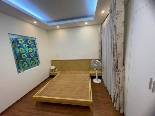 NHÀ ĐẸP PHÂN LÔ, TRƯỚC NHÀ Ô TÔ CHÁNH NGÀY ĐÊM, 50M2, 4 TẦNG, MẶT TIỀN 4.5M, 9.3 TỶ,NGỌC THỤY- LONG - Ảnh 2