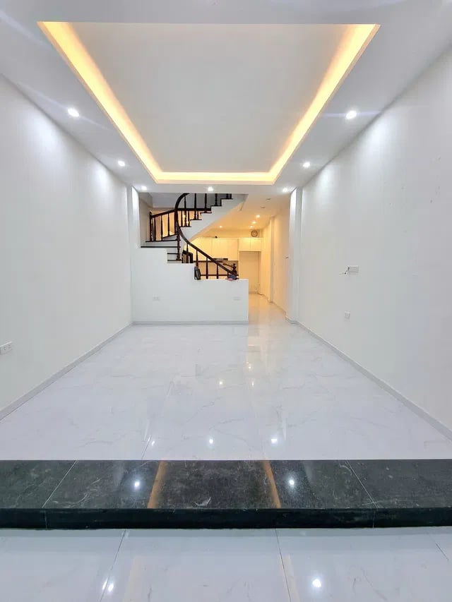 8,8 Tỷ Có Nhà Phương Mai Đống Đa 45m2 4 Tầng MT 4,1M,Ngõ 15 Phương Mai Ô Tô Đỗ Cửa. - Ảnh chính