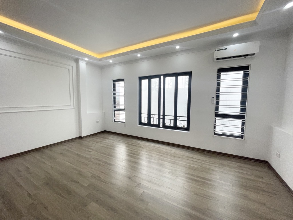 BÁN NHÀ HẠ YÊN QUYẾT, 52M2, MT 6,5M, NGÕ NÔNG, YÊN TĨNH, Ở NGAY. 8,3 TỶ - Ảnh 1