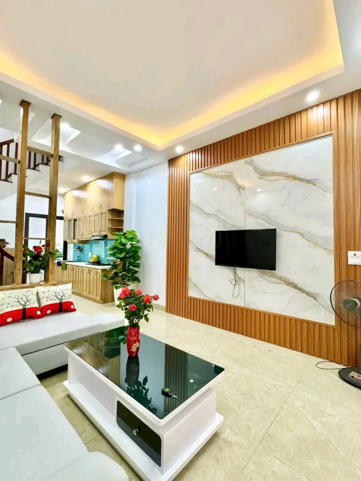 VIP HOÀNG MAI-  NHÀ ĐẸP  - GẦN Ô TÔ- Ở SƯỚNG- BAY NHANH - Ảnh 1