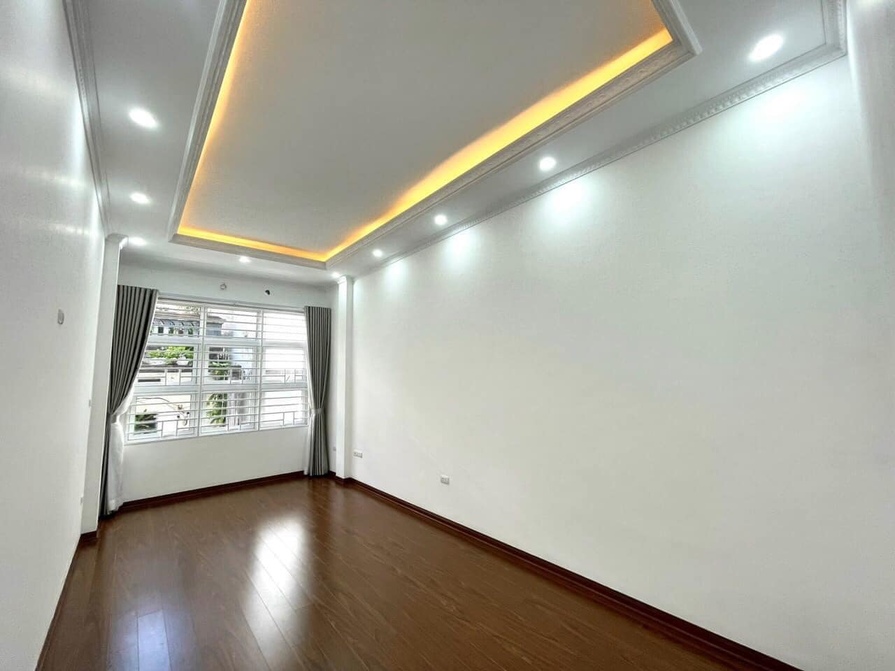 Tôi bán nhà ngõ 281 Trương Định, giá 12.5 tỷ, 60m2x2T, ngõ thoáng - Ảnh chính