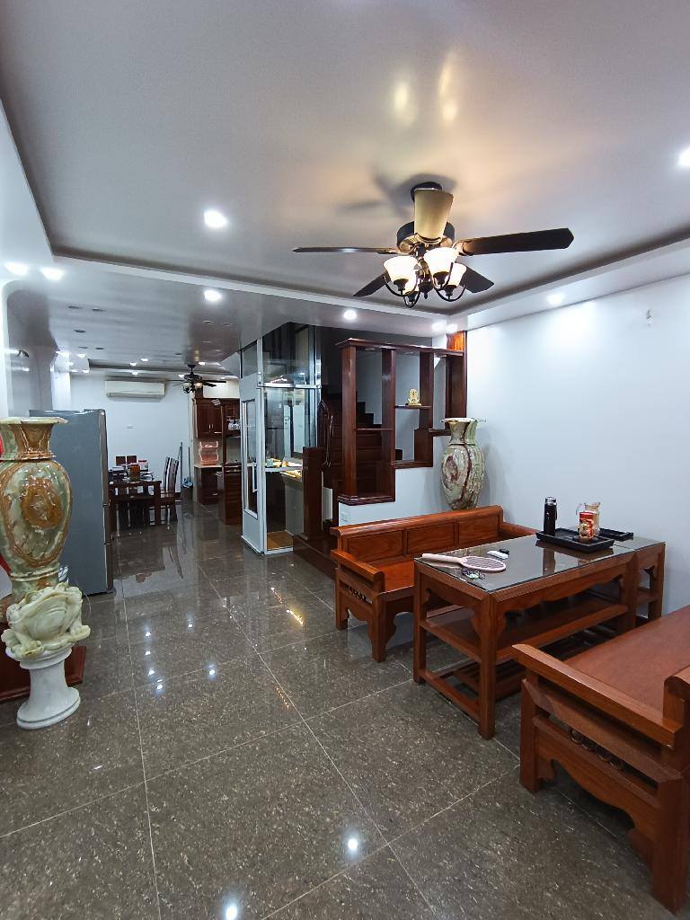 HOT NHẤT LÚC NÀY: Bán nhà Giang Xá: 32m2 nhà 5 tầng. MT 4m, 3,2 tỷ. 0826877139 - Ảnh chính