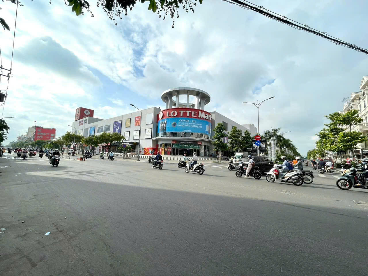 Bán nhà HXH 5 lầu mái Thái sát KDC Cityland 70m2 nhà đẹp ở ngay đi shopping chỉ 7.8 tỷ. - Ảnh 1