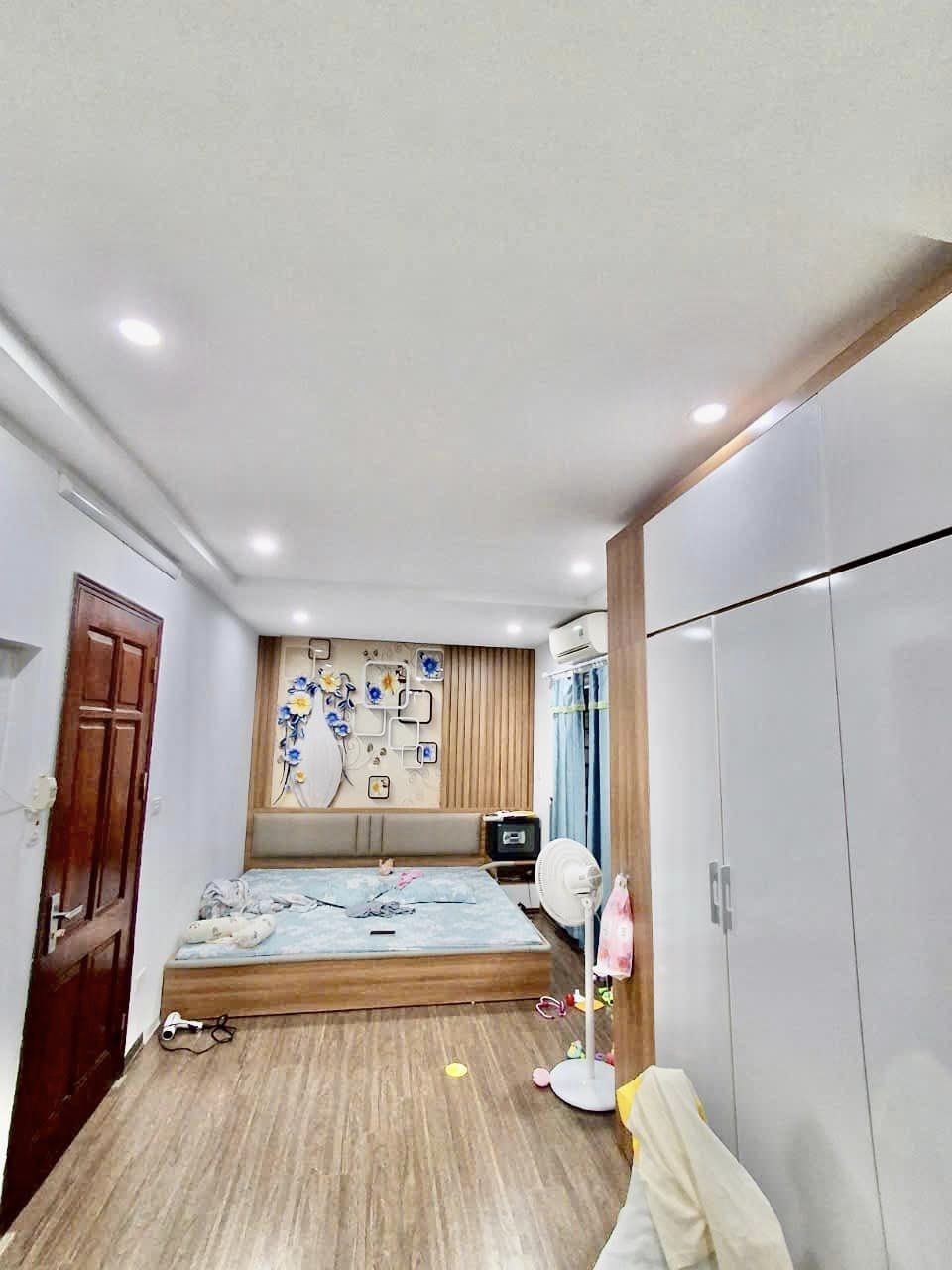 Kim Giang Thanh Xuân, Nhà 5 Tầng, 36m2, Mặt Tiền 5m, Còn Duy Nhất 6.8 Tỷ. - Ảnh 5