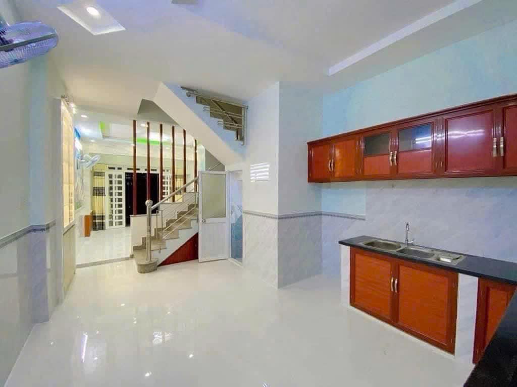 Nhà Bạch Đằng, P.24,50m2, 2 tầng , 3 PN , ngang 3.5m, Sổ đẹp - Ảnh 1