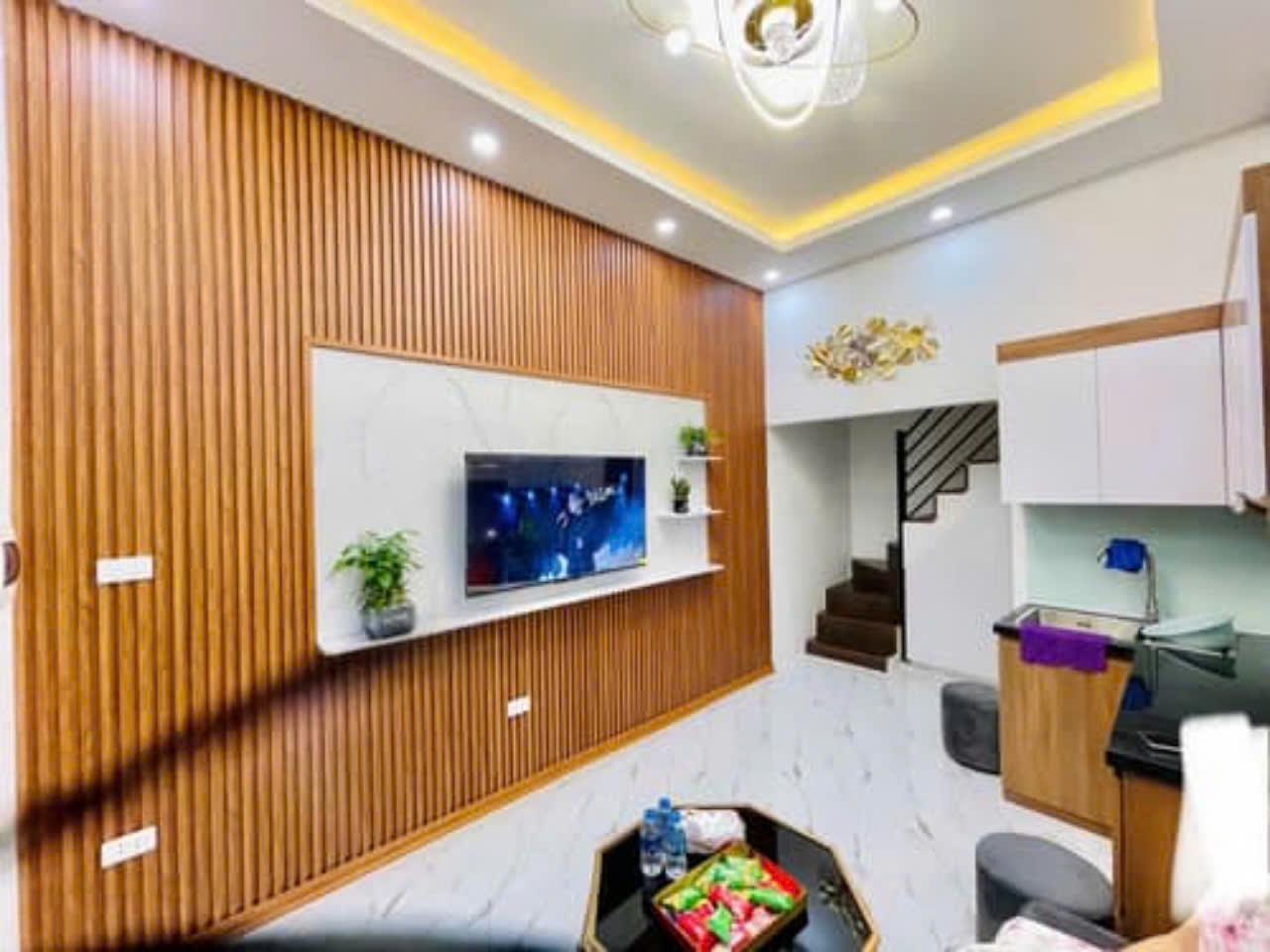 Cực hiếm nhà Kim mã, vào ở luôn, nhà mới, dtsd gần 100m2 giá nhỉnh 4 tỷ - Ảnh 1