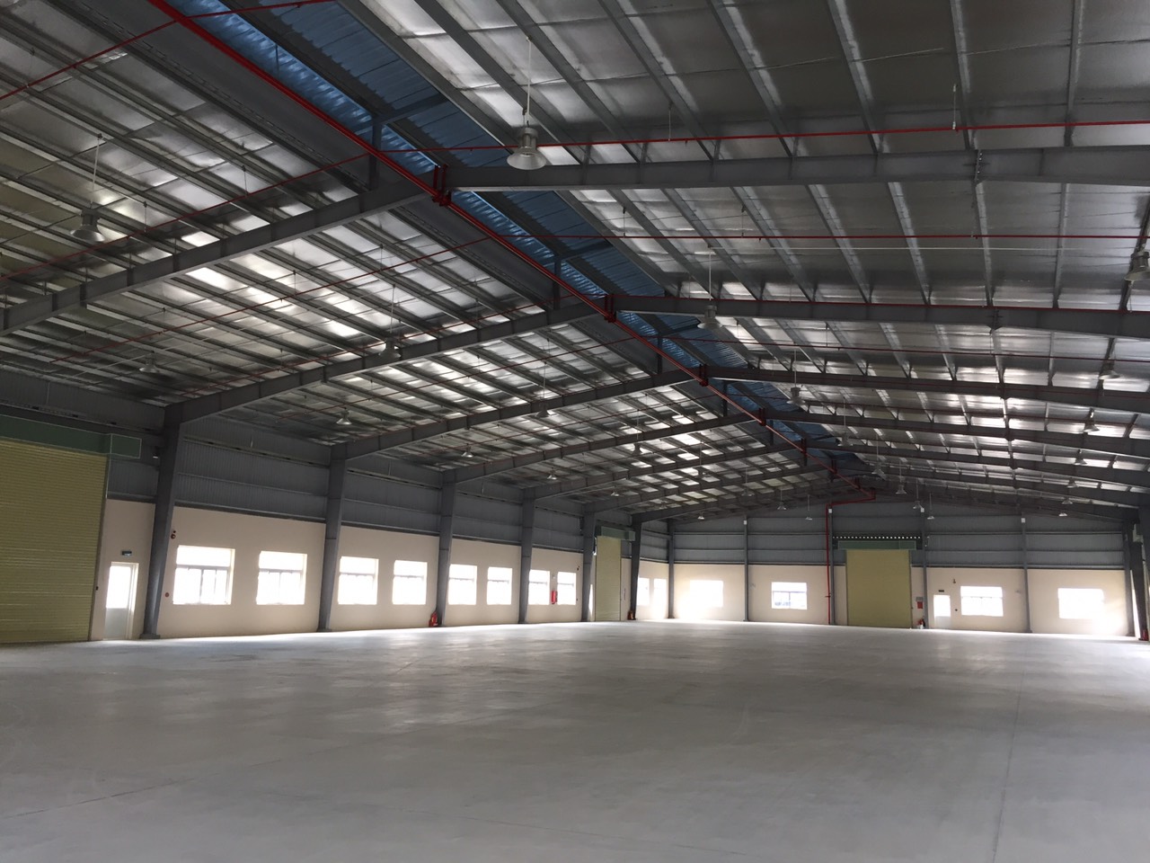 Bán nhà 1250m² full thổ, có nhà x sản xuất, ngay mặt tiền Kinh Dương Vương sầm uất, sát Bến Xe Miền - Ảnh 1