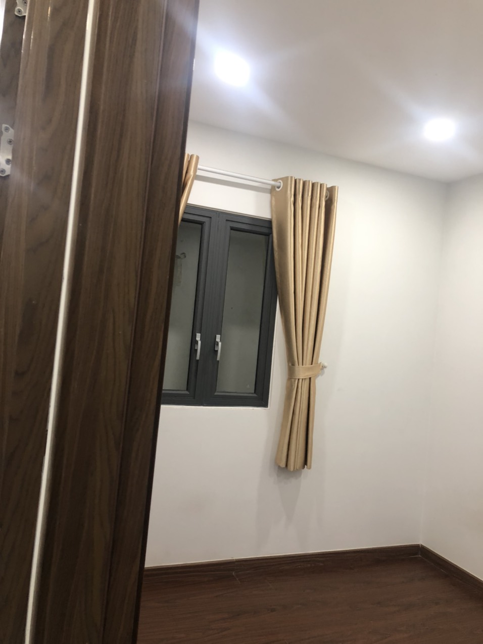 Cho Thuê căn hộ Him Lam Phú An (69m2, 2PN,2WC) Giá 8.5 Triệu/Tháng View Hồ Bơi Có Rèm + Máy Nước Nón - Ảnh chính