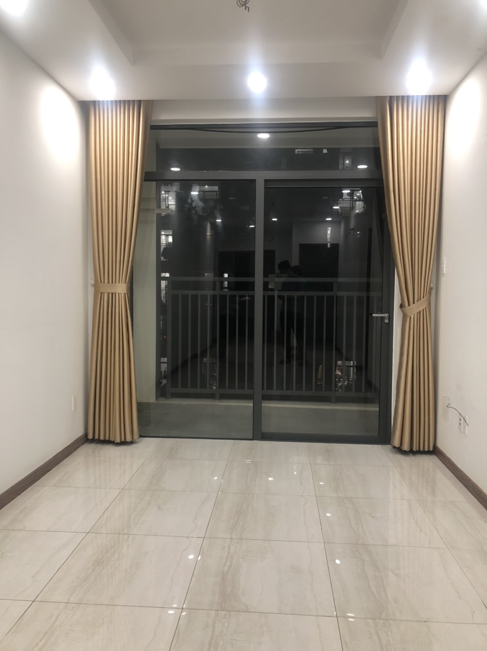 Cho Thuê căn hộ Him Lam Phú An (69m2, 2PN,2WC) Giá 8.5 Triệu/Tháng View Hồ Bơi Có Rèm + Máy Nước Nón - Ảnh 6