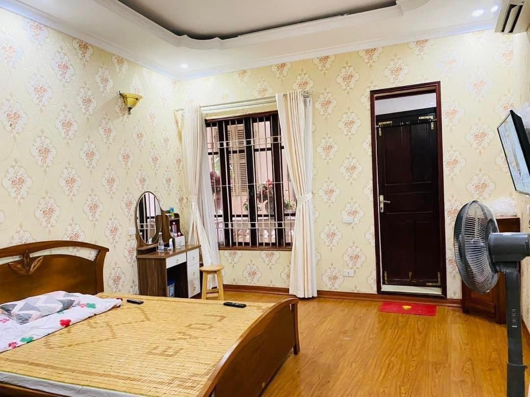 🆘 Bán Nhà VIP Chùa Láng ,Đống Đa 60m2 M2 3T MT 4M, Chỉ 16 tỷ Ôto Đỗ Cửa Ngõ Thông xem là ưng 🆘 - Ảnh 3