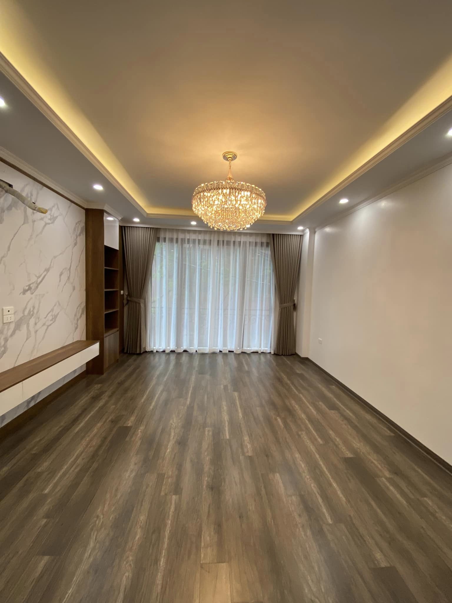 Thuỵ Khuê, Tây Hồ nhà mới đẹp, thang máy, oto, 7tầng, 41m2, giá 15tỷ có thương lượng - Ảnh chính