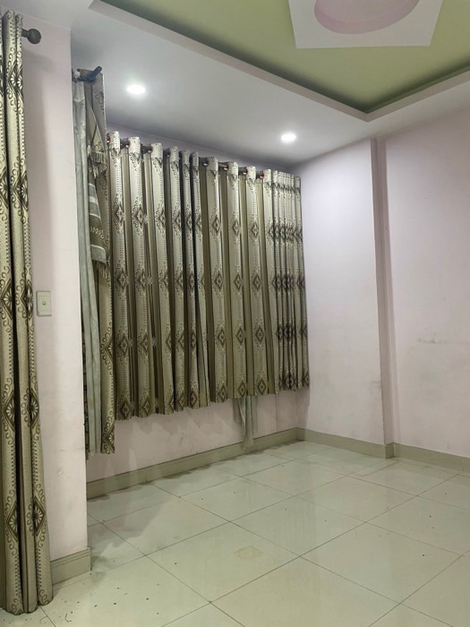 Bán nhà mặt tiền Lê Văn Việt Tăng Nhơn Phú A Quận 9, 70m2* 4 tầng , giá chỉ 16.5 tỷ TL - Ảnh 3