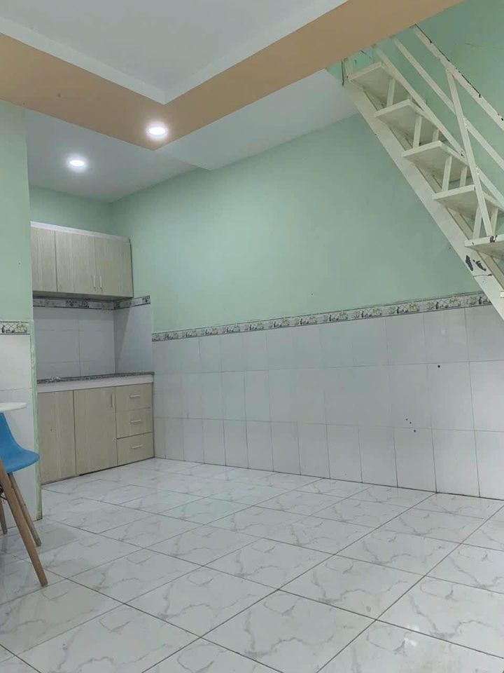 +1 Bán nhà Bạch Đằng - GẦN CHỢ BÀ CHIỂU-40M2-lÔ GÓC-3 PN -HXH - sổ vuông A4- HOÀN CÔNG - Ảnh 1