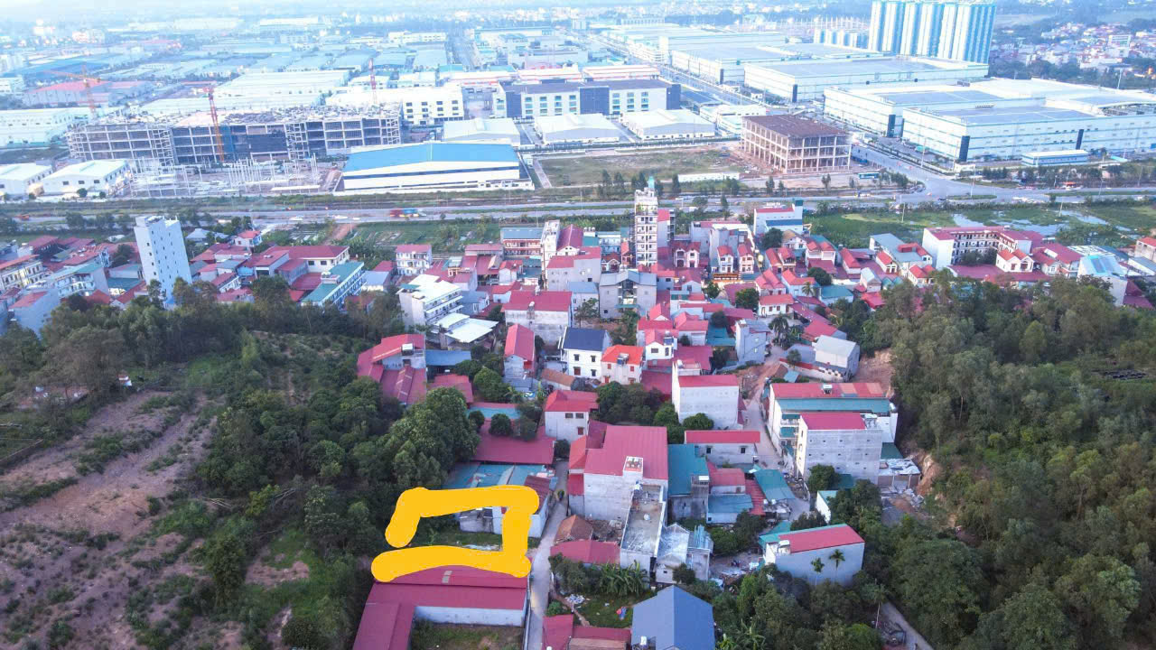 🛑Bán lô đất 326m2 gần KCN Vân Trung phù hợp cho xây nhà trọ - Ảnh chính