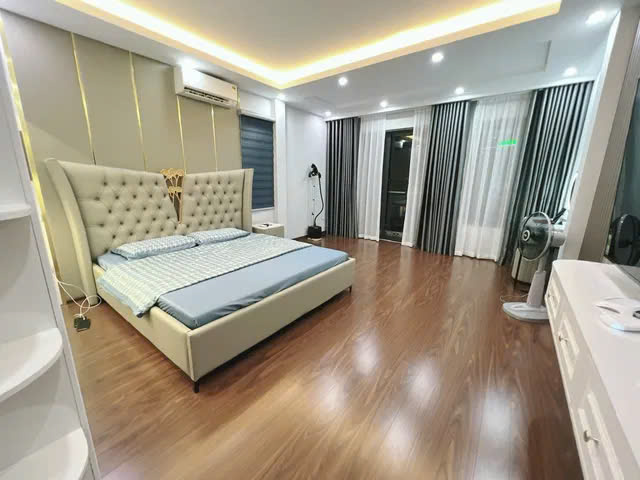 NHÀ ĐẸP Ở LUÔN, Ô TÔ NGỦ TRONG NHÀ, 50M2,7 TẦNG, MẶT TIỀN 4M, 14.5 TỶ.NGỌC LÂM- LONG BIÊN. - Ảnh 1