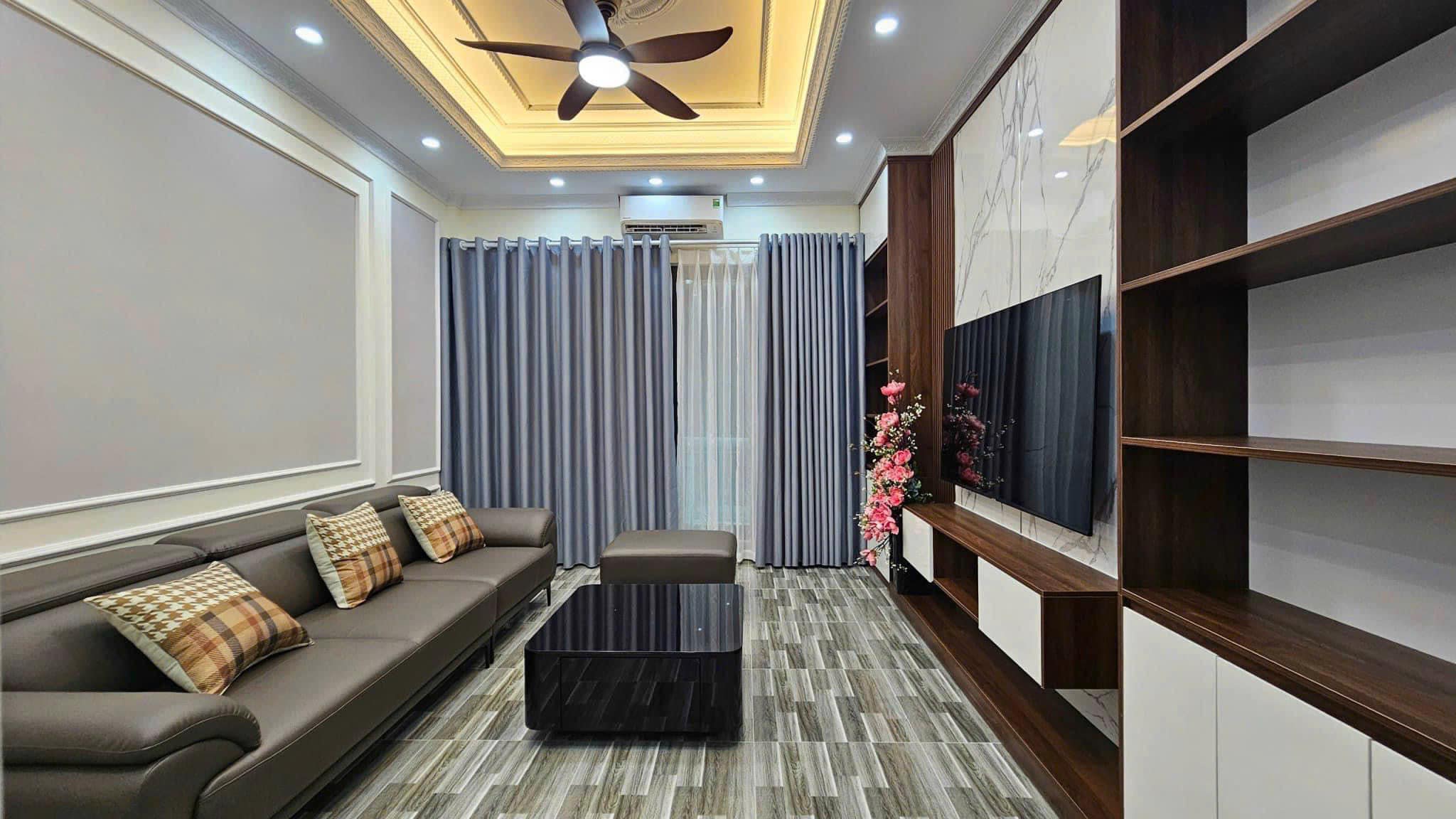 BÁN NHÀ PHÂN LÔ NGUYỄN CƠ THẠCH, 40M2*4M*7T THANG MÁY, FULL NỘI THẤT XỊN, NHÀ ĐẸP Ở NGAY - Ảnh chính