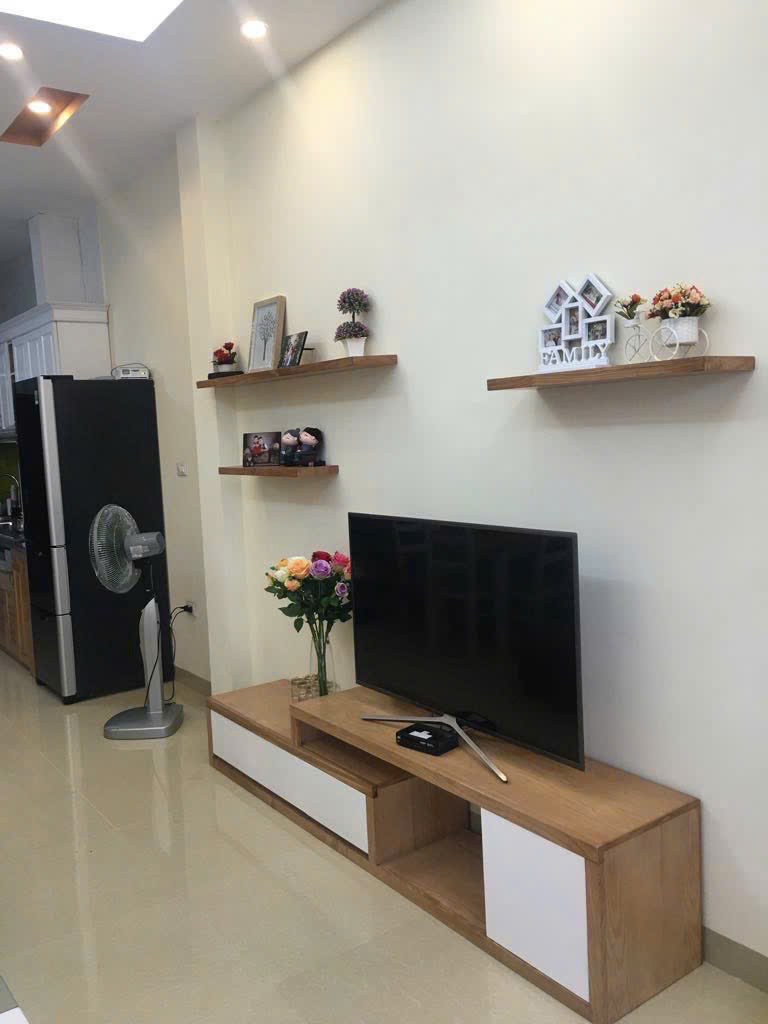 🏠 Nhà đẹp 5 tầng  Ngọc Thụy, Long Biên - Diện tích 39m² 🏠<br>✨  Giá bán: Nhỉnh 7,tỷ đồng<br>📍 Vị trí: - Ảnh chính