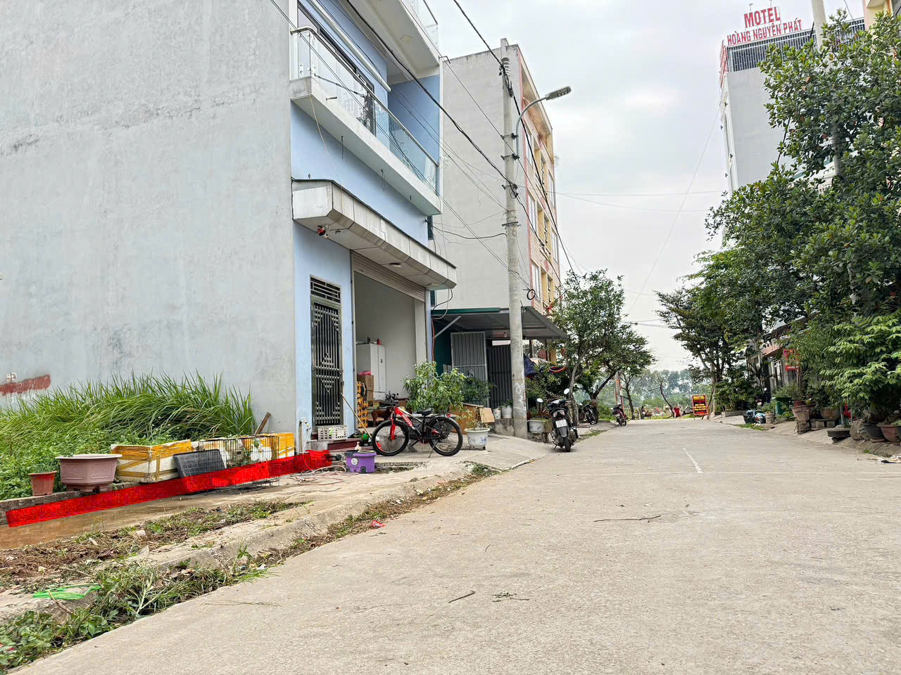 Bán đất dịch vụ tổ 5, Quang Minh, Mê Linh, HN. Mặt tiền kinh doanh đẹp. DT 95m, giá 5,7 tỷ. - Ảnh 2