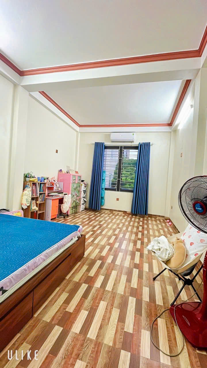 BÁN NHÀ PHÚC LỢI LONG BIÊN - NHÀ DÂN XÂY 4 TẦNG, 38 M², HƠN 4 T.Ỷ - GẦN Ô TÔ - HÀNG XÓM  VINHOMES - Ảnh 3