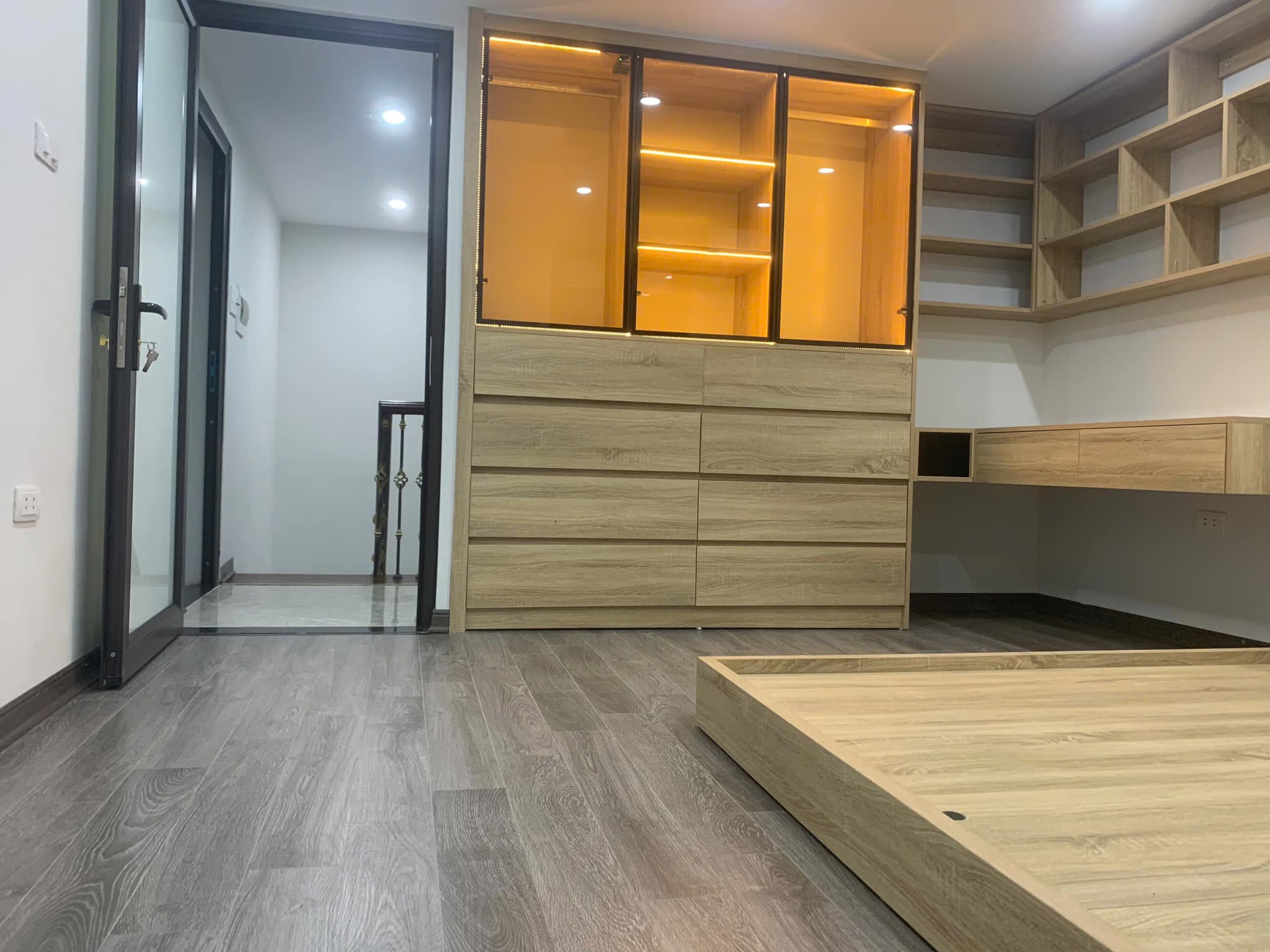 🆘 Bán Nhà VIP Lương Đình Của ,Đống Đa 30 M2 3T MT 3.7 M, Chỉ 4.5 Tỷ Mặt Ngõ Thẳng Tắp gần sát ngay - Ảnh chính