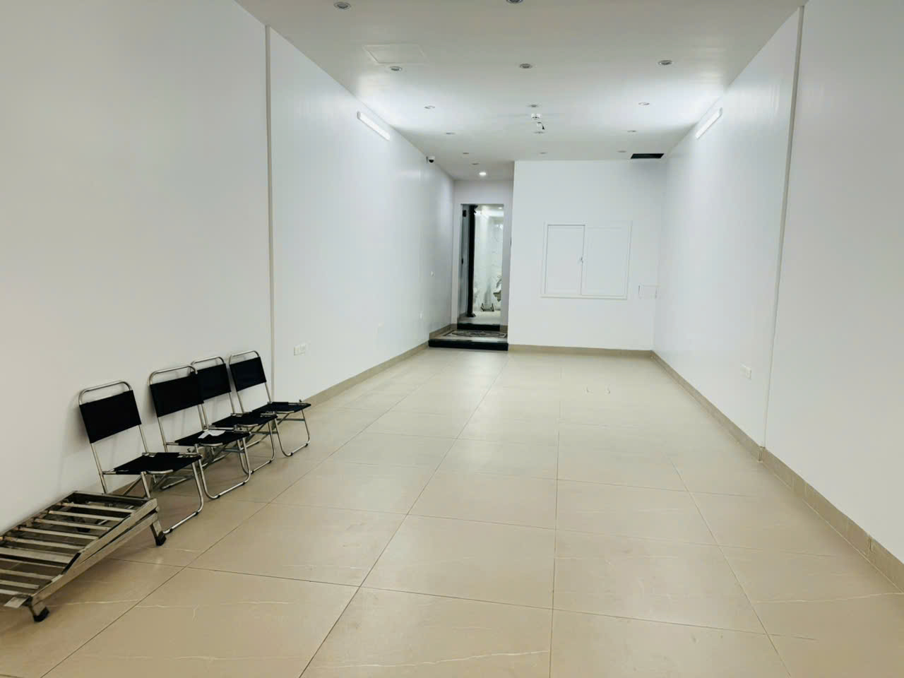 !! MẶT BẰNG ĐẸP – 90M2 – CHÍNH CHỦ CHO THUÊ 3 TẦNG MẶT ĐƯỜNG HOÀNG VĂN THÁI, KHƯƠNG MAI, THANH - Ảnh 3