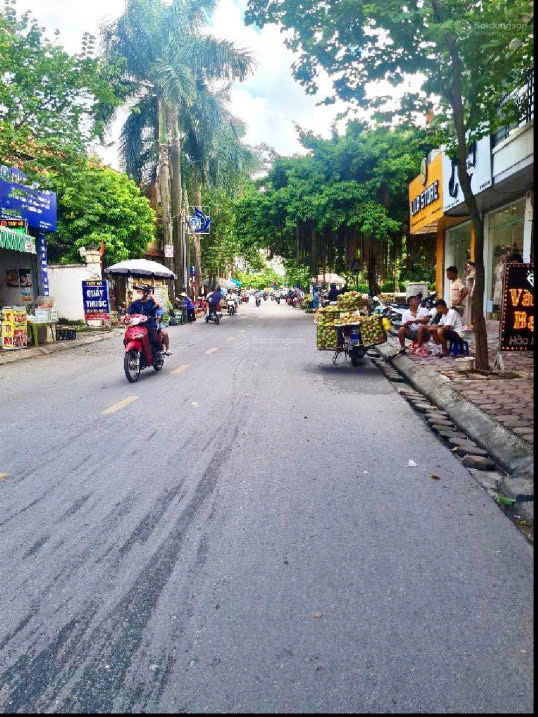 Bán nhà lô góc, ngay chợ Văn Điển, Trung Tâm Thanh Trì , Diện tích 30m2 x 3 tầng ở ngay. Giá bán - Ảnh chính