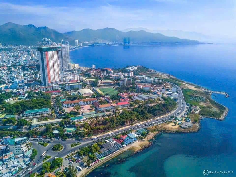 Bán Căn Hộ View Biển Nha Trang và View Thành Phố, View Tháp bà Ponagar Cách Bãi tắm Hòn Chồng 400mét - Ảnh 1