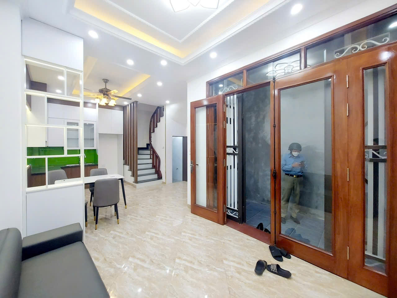 BÁN NHÀ ĐẠI TỪ - NHỎ GỌN, HIỆN ĐẠI - CHỈ 6.2 TỶ! 🏡<br><br>✨ Diện tích: 33m2 - 5 tầng khang trang<br> Mặt - Ảnh chính