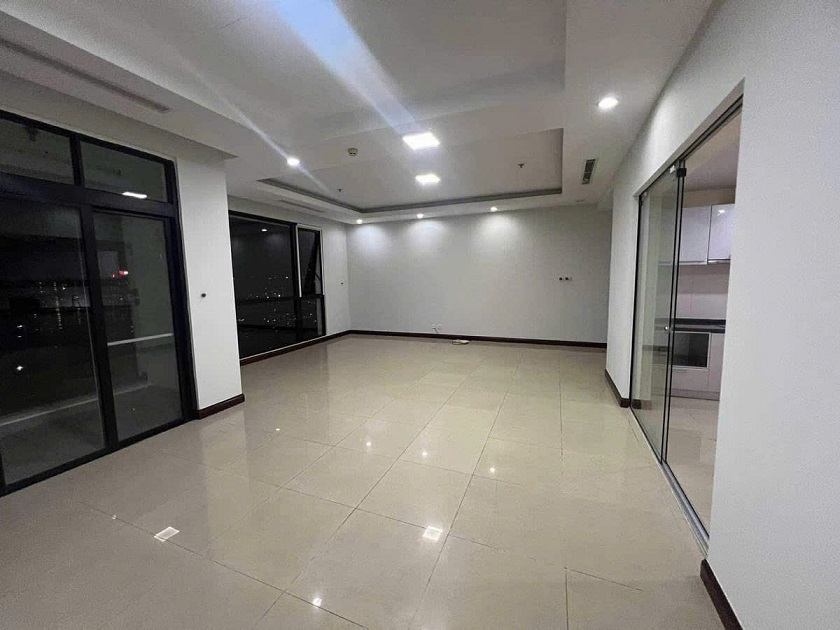 Chính chủ cho thuê căn hộ 3PN  - R1 - Royal City, Thanh Xuân, Hà Nội - Ảnh 3