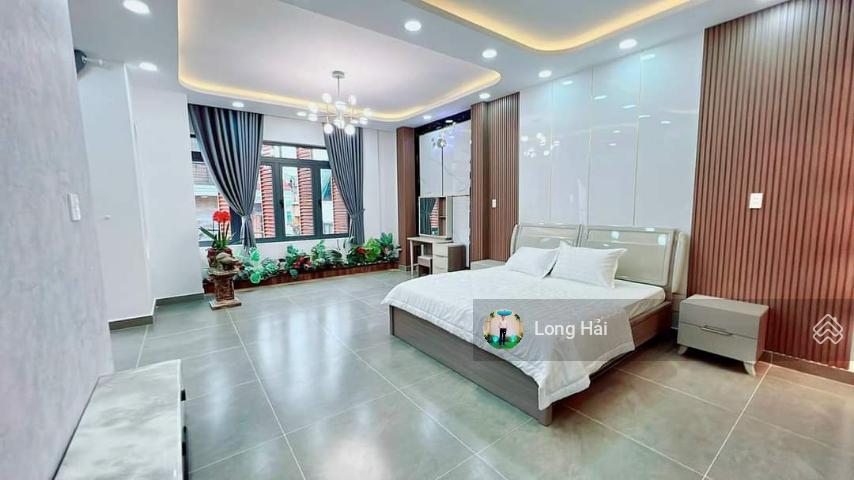 Biệt thự ngay Gò Dầu 120m2 ngang 6m 2 lầu sân thượng gần chợ, chỉ 10tỷx còn TL - Ảnh 1