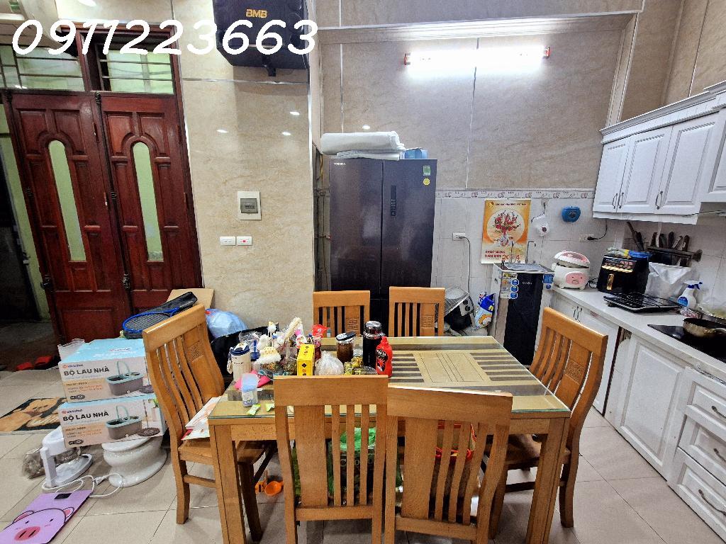 🏡 Nhà đẹp Trương Định - 4 tầng - Sân rộng thoáng - Giá 5.2 tỷ! - Ảnh 3