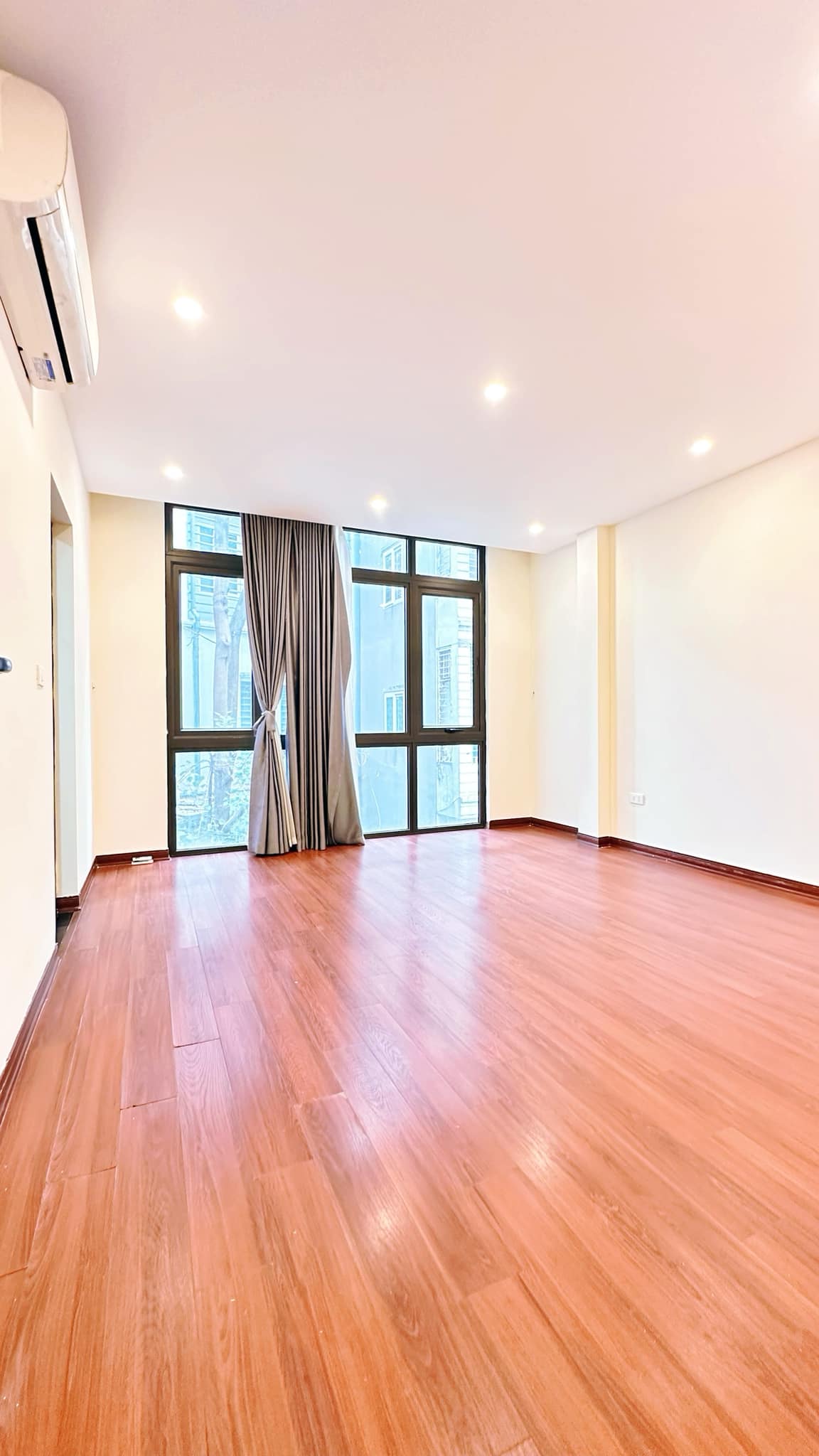 Hạ giá! Bán nhà ngõ 79 Thiên Hiền, sát phố, 62m2 x5T,Ôtô đỗ cửa,giá 11,2 tỷ 0969693855 - Ảnh 1