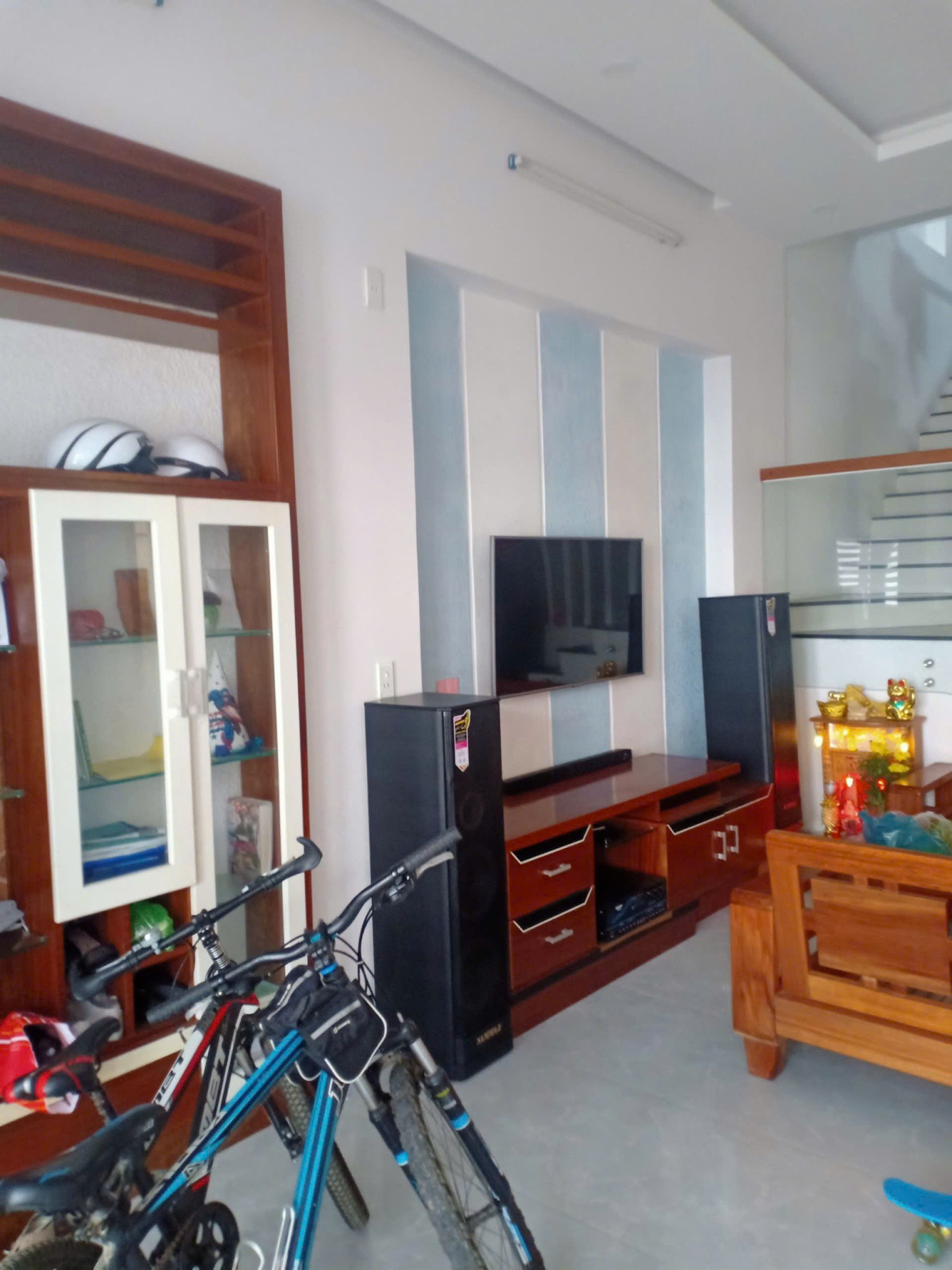 NHÀ 3 TẦNG ĐẸP – ĐẤT RỘNG 122M² – GẦN BIỂN MÂN THÁI 300M – GIÁ RẺ NHẤT KHU VỰC 6.5 TỶ - Ảnh 2