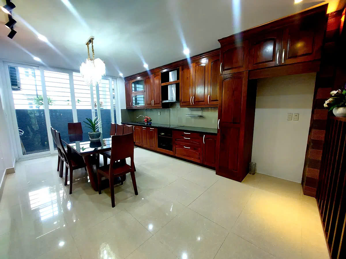 Bán nhà 4 tầng, 64m², ngõ Nguyễn Văn Linh, Đức Giang, Long Biên - 17.9 tỷ - Ảnh 2