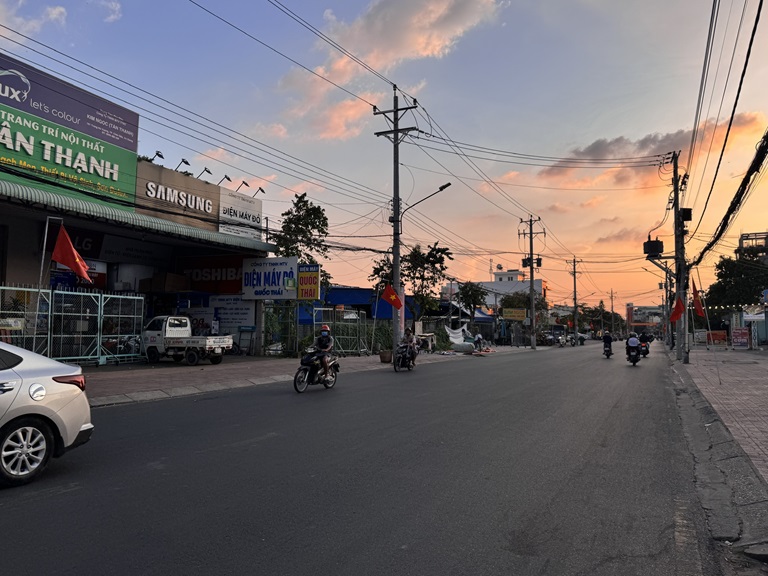 BÁN GẤP Nền Mặt Tiền Đường Trưng Nữ Vương, Phường Châu Phú B, Châu Đốc, An Giang - Ảnh 1