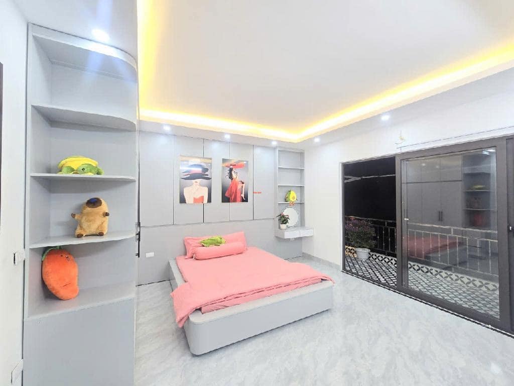 Không mua là hối hận! Nhà 5 tầng Ngọc Thụy, 45m², 5.7 tỷ giá tốt nhất thị trường. - Ảnh 2